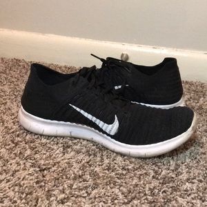 Nike Free RN Flyknit